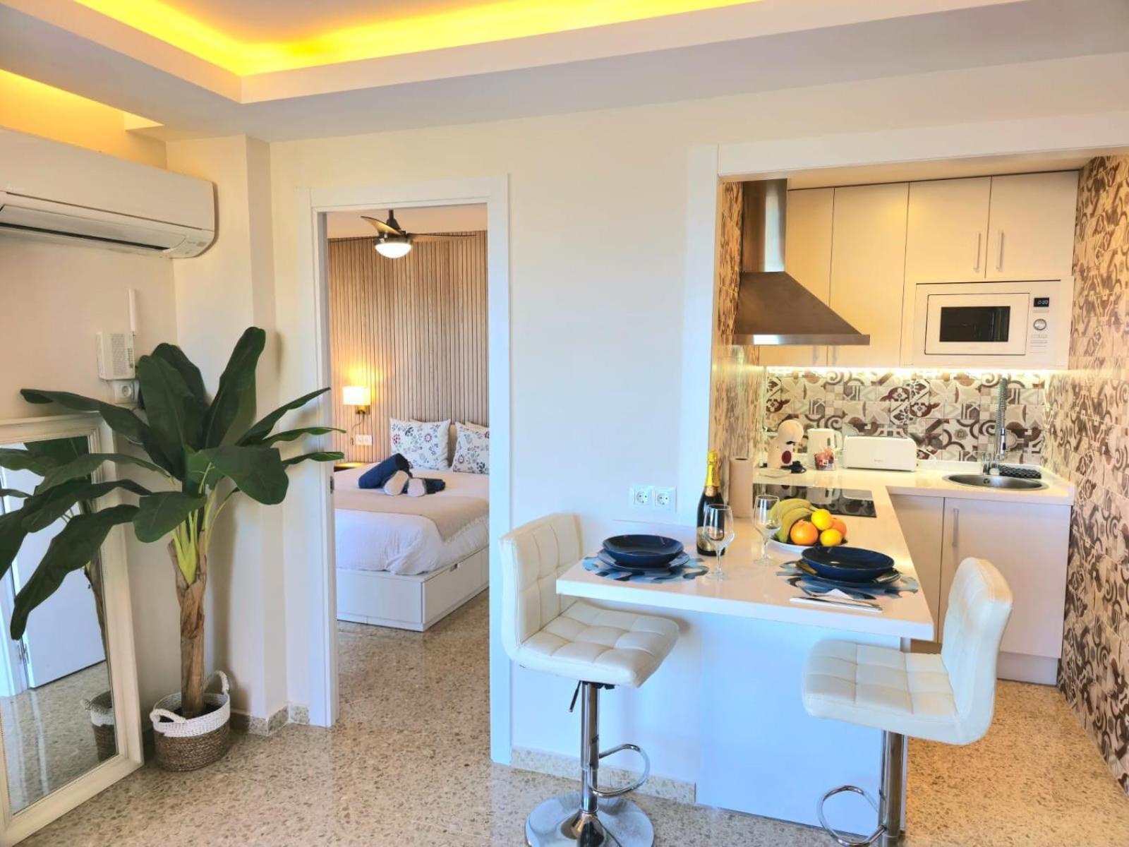 Seaview Retreat Torremolinos City Center, With Pool And Amazing Views By Namaste Elite Eksteriør billede