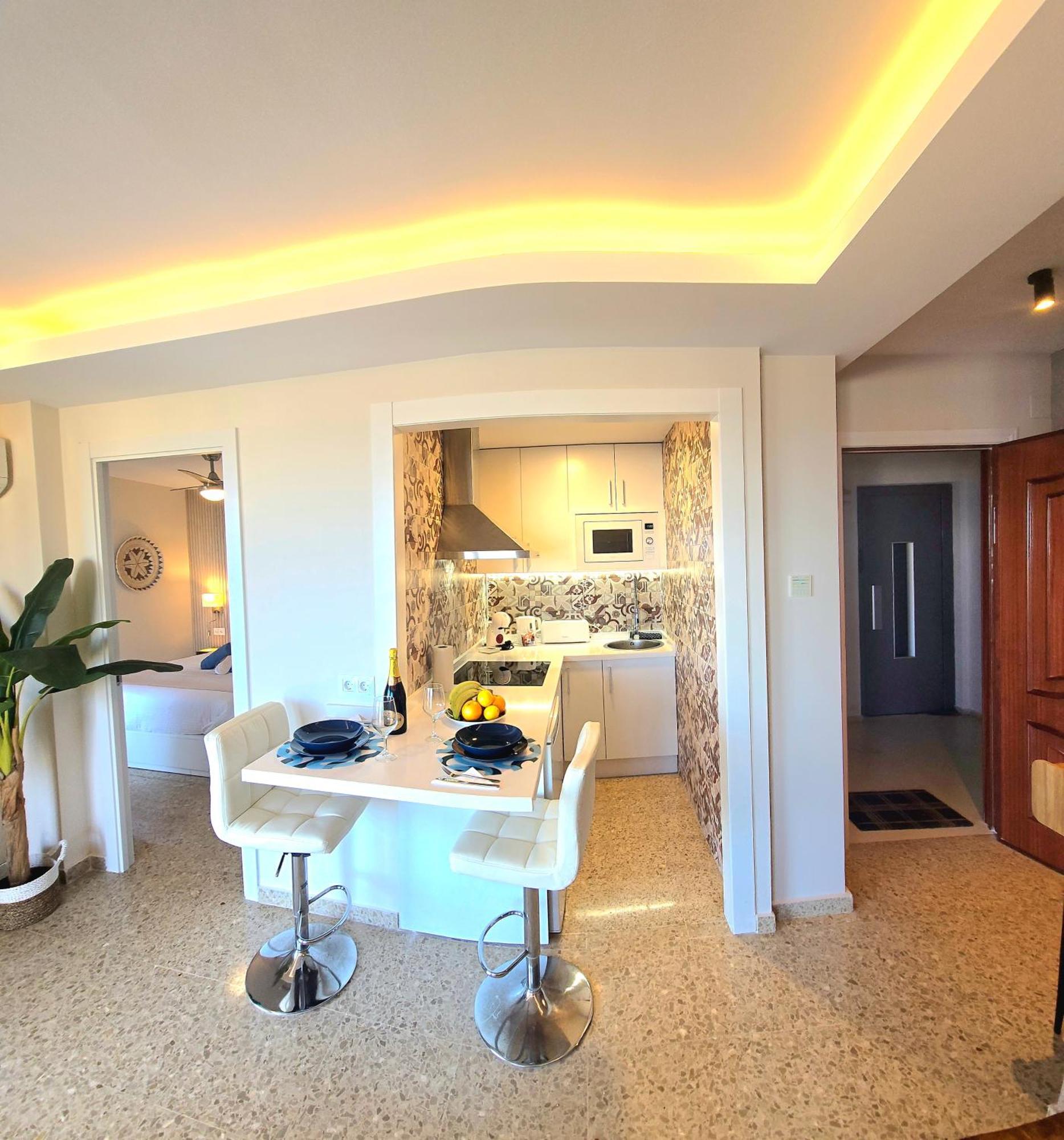 Seaview Retreat Torremolinos City Center, With Pool And Amazing Views By Namaste Elite Eksteriør billede